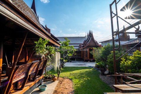 Maison à Bang Lamung, Thaïlande 7 chambres № 159975 - photo 28