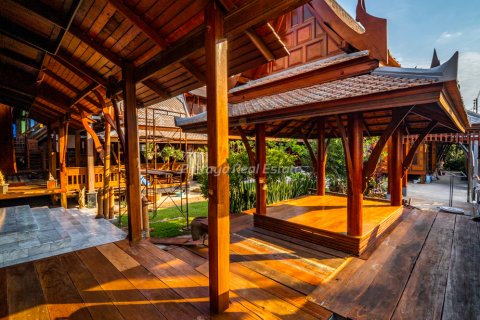 Maison à Bang Lamung, Thaïlande 7 chambres № 159975 - photo 26