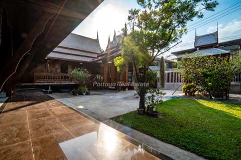 Maison à Bang Lamung, Thaïlande 7 chambres № 159975 - photo 29