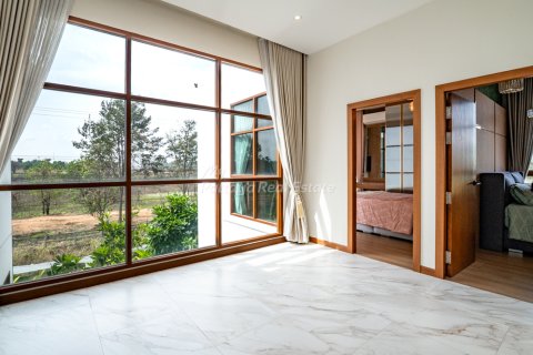 Maison à Bang Lamung, Thaïlande 5 chambres № 159976 - photo 20