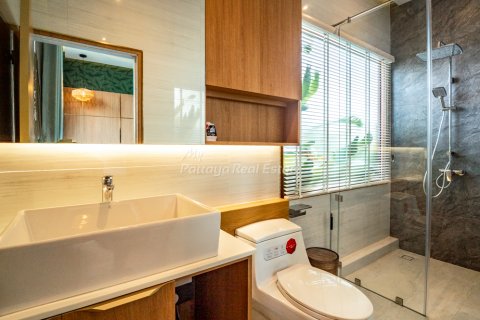 Maison à Bang Lamung, Thaïlande 5 chambres № 159976 - photo 16