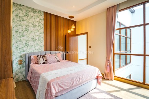 Maison à Bang Lamung, Thaïlande 5 chambres № 159976 - photo 28