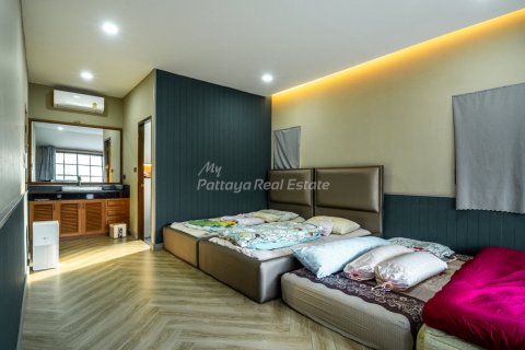 Condo sur Jomtien Beach, Pattaya, Thaïlande, 4 chambres  № 159979 - photo 29