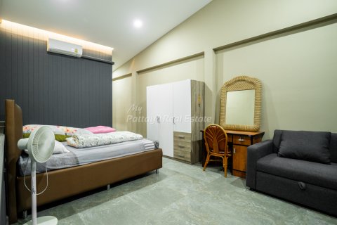 Condo sur Jomtien Beach, Pattaya, Thaïlande, 4 chambres  № 159979 - photo 12
