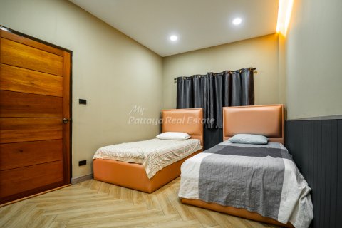 Condo sur Jomtien Beach, Pattaya, Thaïlande, 4 chambres  № 159979 - photo 24