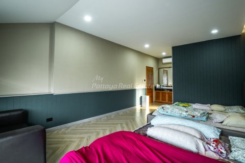 Condo sur Jomtien Beach, Pattaya, Thaïlande, 4 chambres  № 159979 - photo 30
