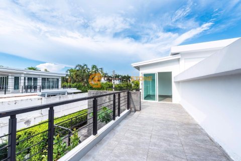 Studio à Bang Lamung, Thaïlande № 159974 - photo 25