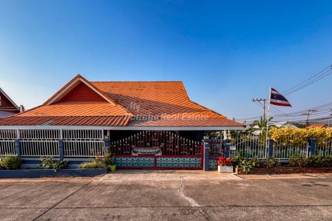 Maison à Bang Lamung, Thaïlande 3 chambres № 159977 - photo 1