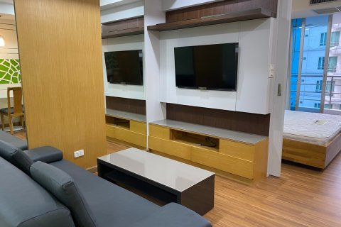 Кондоминиум с 1 спальней в Бангкоке, Таиланд № 143624 - фото 3