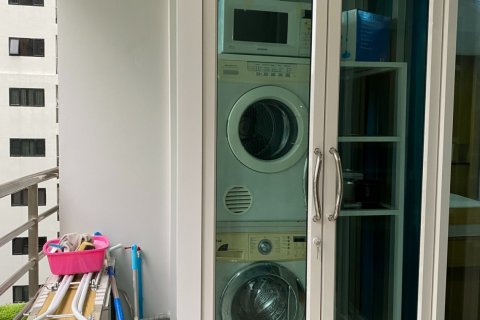 Кондоминиум с 1 спальней в Бангкоке, Таиланд № 143624 - фото 11