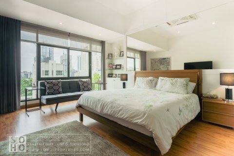 Кондоминиум с 4 спальнями в Бангкоке, Таиланд № 143626 - фото 19