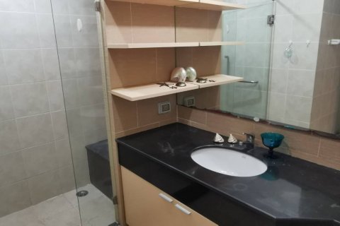 Кондоминиум с 1 спальней в Бангкоке, Таиланд № 143625 - фото 8