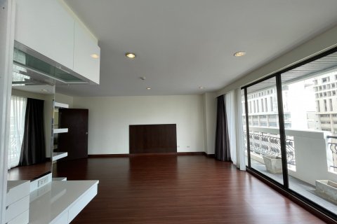 Кондоминиум с 3 спальнями в Бангкоке, Таиланд № 143623 - фото 12