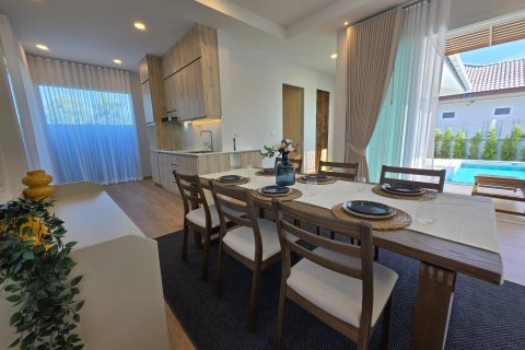 Villa in Hua Hin, Thailand 3 bedrooms № 169862 - photo 17
