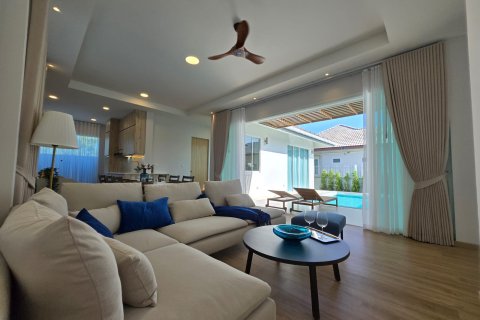 Villa in Hua Hin, Thailand 3 bedrooms № 169862 - photo 12
