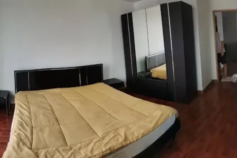 Кондоминиум с 2 спальнями в Бангкапи, Бангкок, Таиланд № 167581 - фото 2