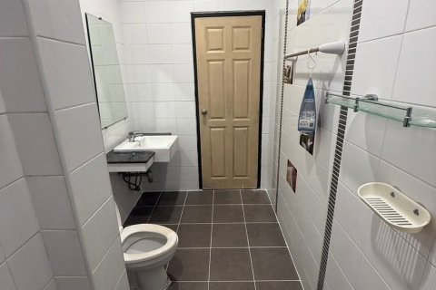 House in Pattaya, Thailand 3 bedrooms № 167578 - photo 27