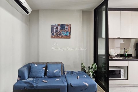 Condo in Pattaya, Thailand, 1 bedroom  № 205032