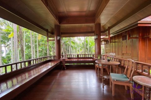 Maison à San Sai, Thaïlande 7 chambres № 200296 - photo 8