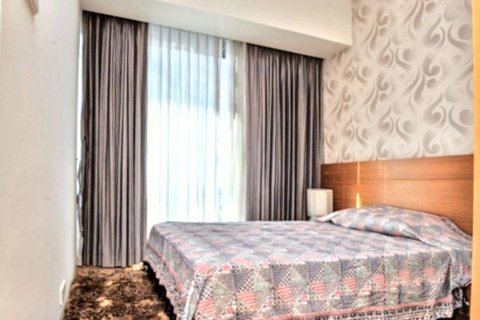 Condo in Bangkok, Thailand, 3 bedrooms № 119116 - photo 6