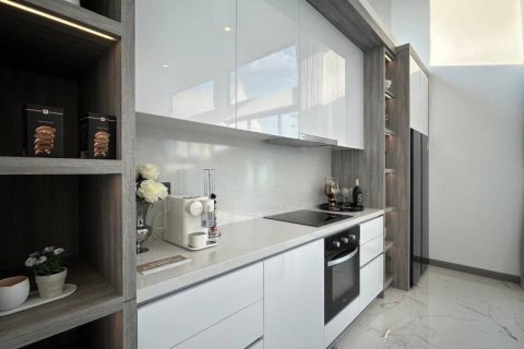 Villa in Bang Lamung, Thailand 4 bedrooms № 116312 - photo 7