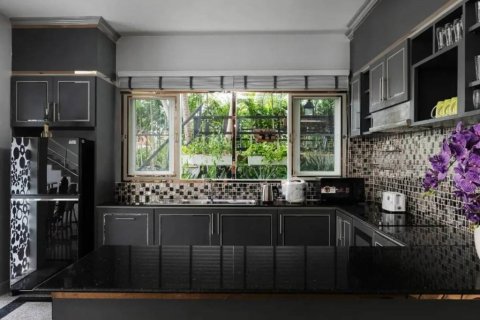Villa in Kathu, Thailand 5 bedrooms № 116313 - photo 8