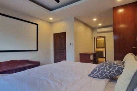 Villa in Pattaya, Thailand 5 bedrooms № 114615 - photo 10