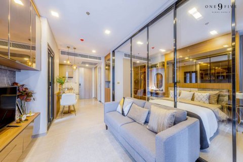 Кондоминиум с 1 спальней в Хуай Кванге, Бангкок, Таиланд № 114613 - фото 2