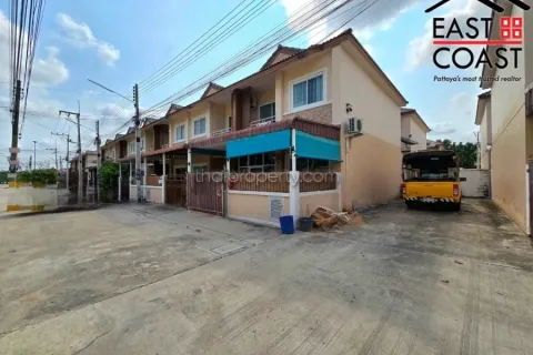 Casa de 3 dormitorios en Pattaya, Tailandia № 213193