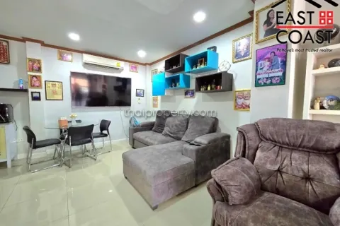 Casa de 3 dormitorios en Pattaya, Tailandia № 213193 - foto 11