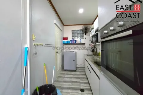Casa de 3 dormitorios en Pattaya, Tailandia № 213193 - foto 15