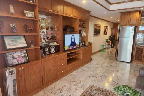 Студия в кондо в Паттайе, Таиланд № 155772 - фото 7