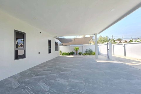 Дом в Паттайе, Таиланд с 3 спальнями  № 155773 - фото 11