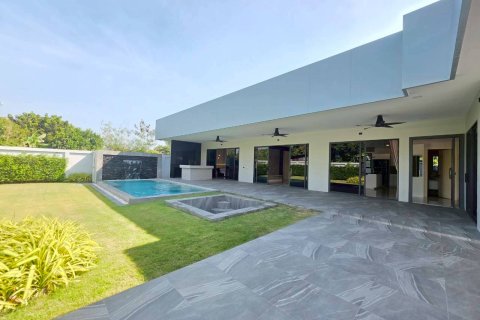 Дом в Паттайе, Таиланд с 3 спальнями  № 155773 - фото 13