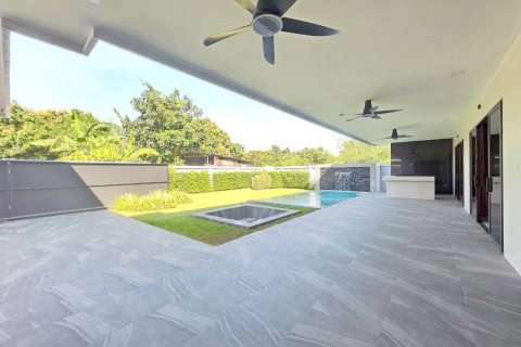 Дом в Паттайе, Таиланд с 3 спальнями  № 155773 - фото 15