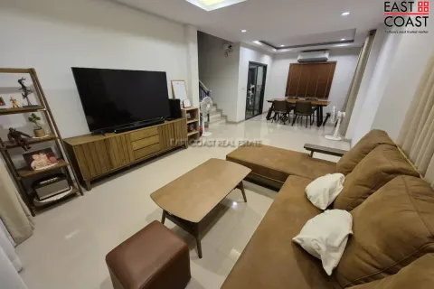 Casa de 3 dormitorios en Pattaya, Tailandia № 212288 - foto 12