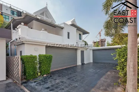 Casa de 5 dormitorios en Pattaya, Tailandia № 212289 - foto 10