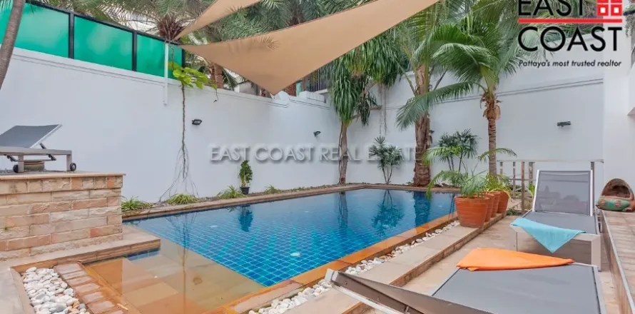 Casa de 5 dormitorios en Pattaya, Tailandia № 212289