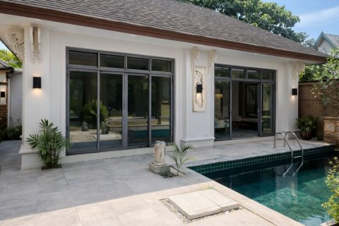 Villa in Phuket, Thailand 3 bedrooms № 163090 - photo 11
