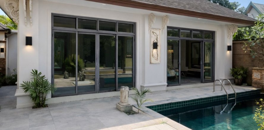 Villa in Phuket, Thailand 3 bedrooms № 163090