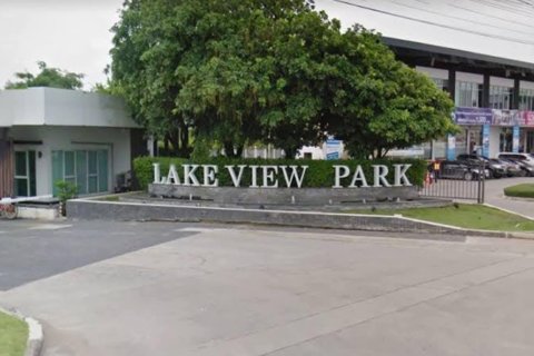 House in Prawet, Bangkok, Thailand 4 bedrooms № 163088 - photo 10