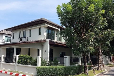 House in Prawet, Bangkok, Thailand 4 bedrooms № 163088