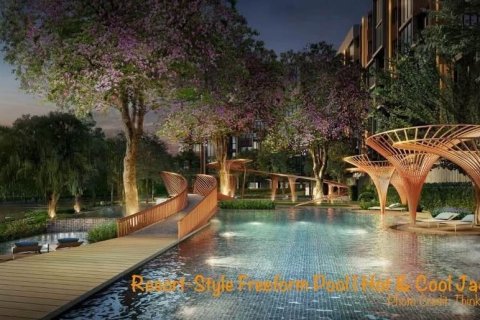 Condo à Watthana, Bangkok, Thaïlande, 2 chambres  № 171205 - photo 10