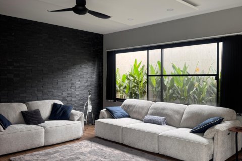 Villa in Phuket, Thailand 3 bedrooms № 171208 - photo 5