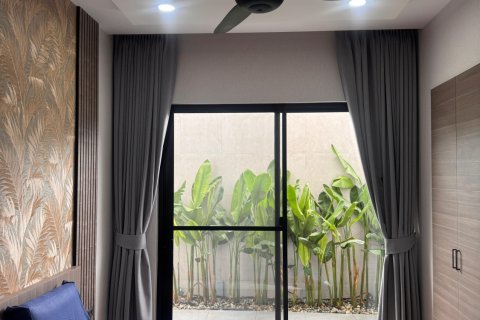 Villa in Phuket, Thailand 3 bedrooms № 171208 - photo 11