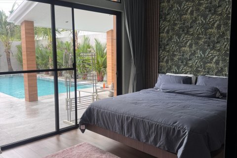 Villa in Phuket, Thailand 3 bedrooms № 171208 - photo 20