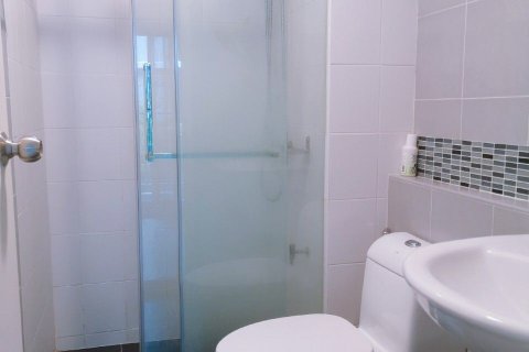 Кондоминиум с 2 спальнями в Банг Кхене, Бангкок, Таиланд № 171210 - фото 3