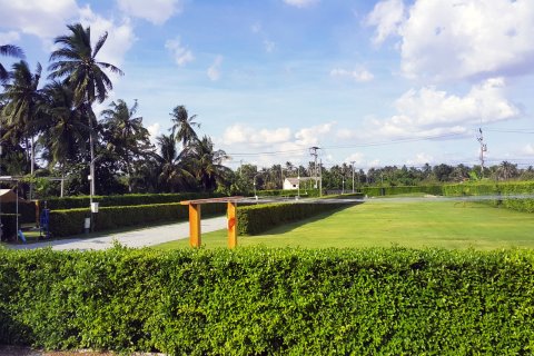 Land in Pattaya, Thailand 3700 sq.m. № 153995 - photo 5