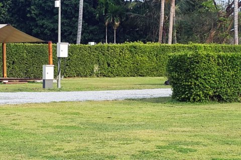 Land in Pattaya, Thailand 3700 sq.m. № 153995 - photo 18