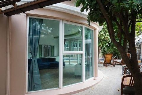 Вилла в Паттайе, Таиланд с 6 спальнями  № 153994 - фото 3